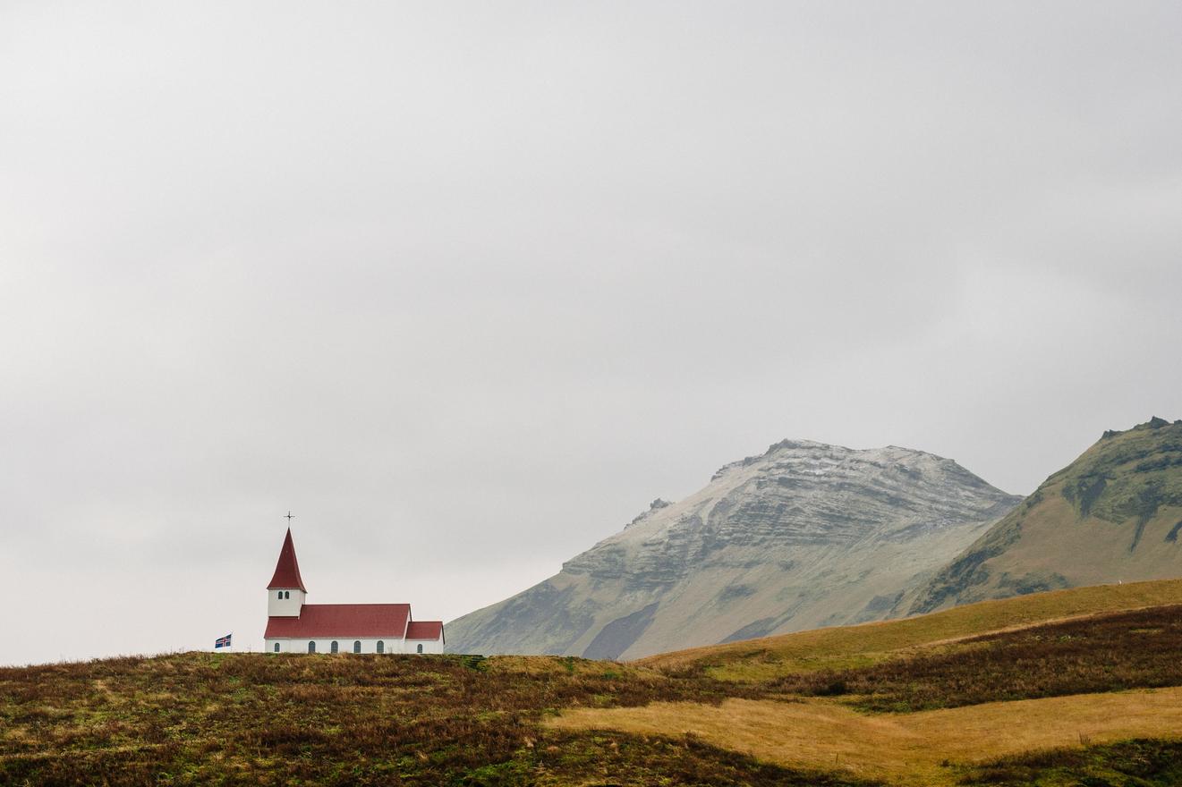 Libero at vel reiciendis eum dolorem